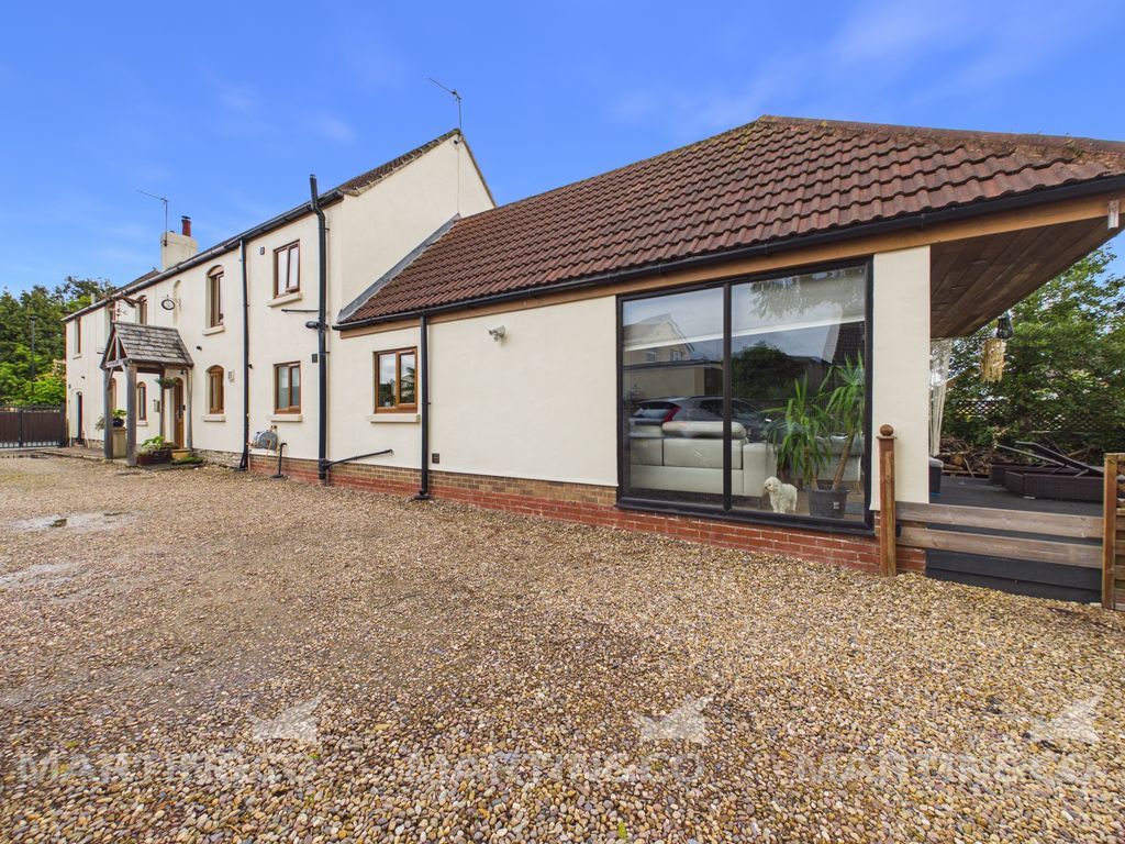 Property photo 1 of 30 External