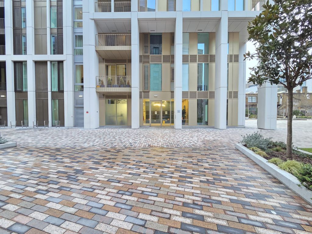 Property photo 3 of 26