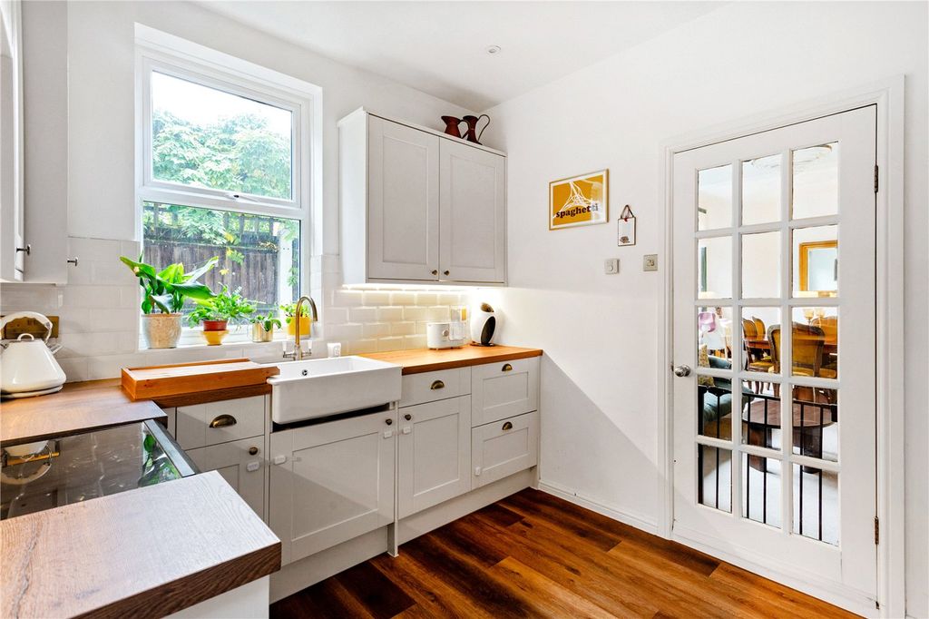 Property photo 3 of 12 Picture No. 09