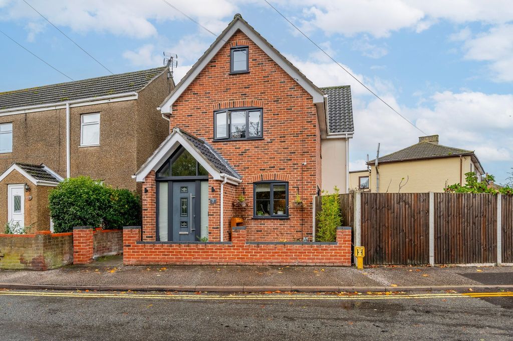 Property photo 1 of 22