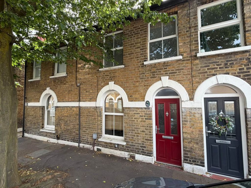 Property photo 2 of 14