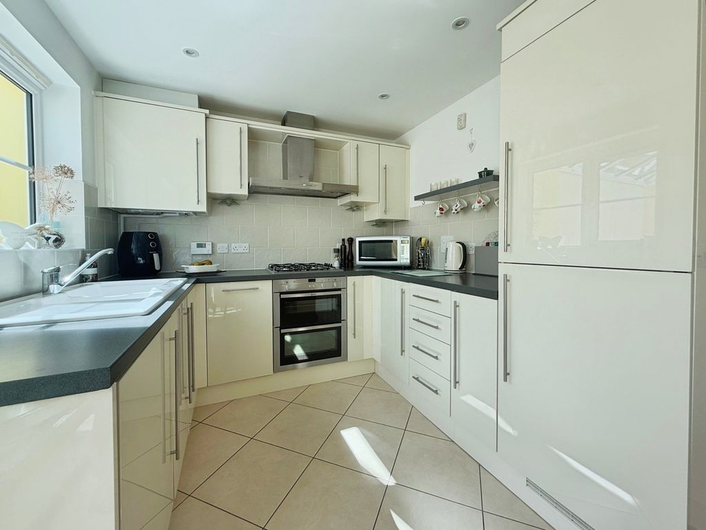 Property photo 2 of 17 Pbox-Img.Jpg