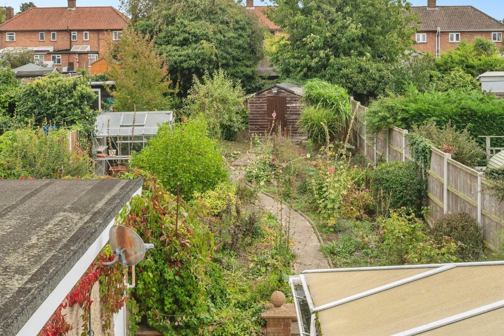 Property photo 3 of 18