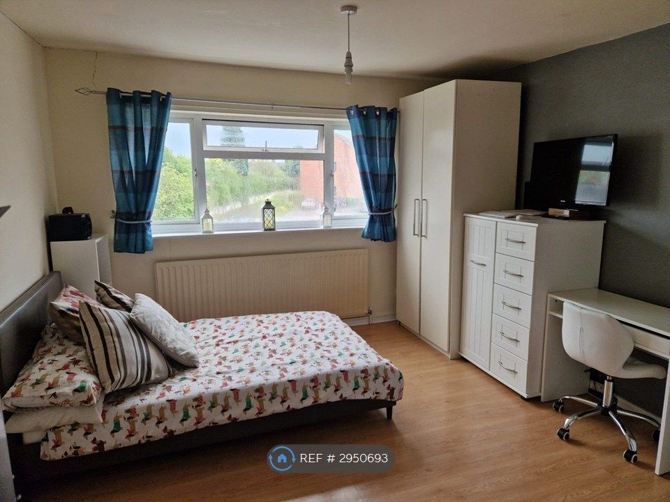 Property photo 1 of 5