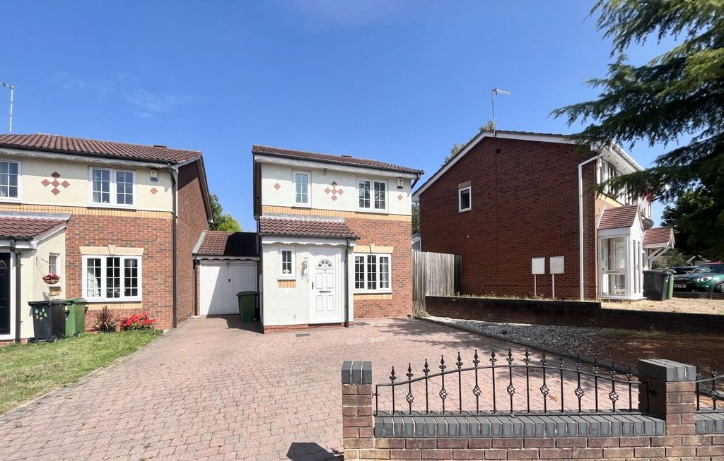 Property photo 1 of 21