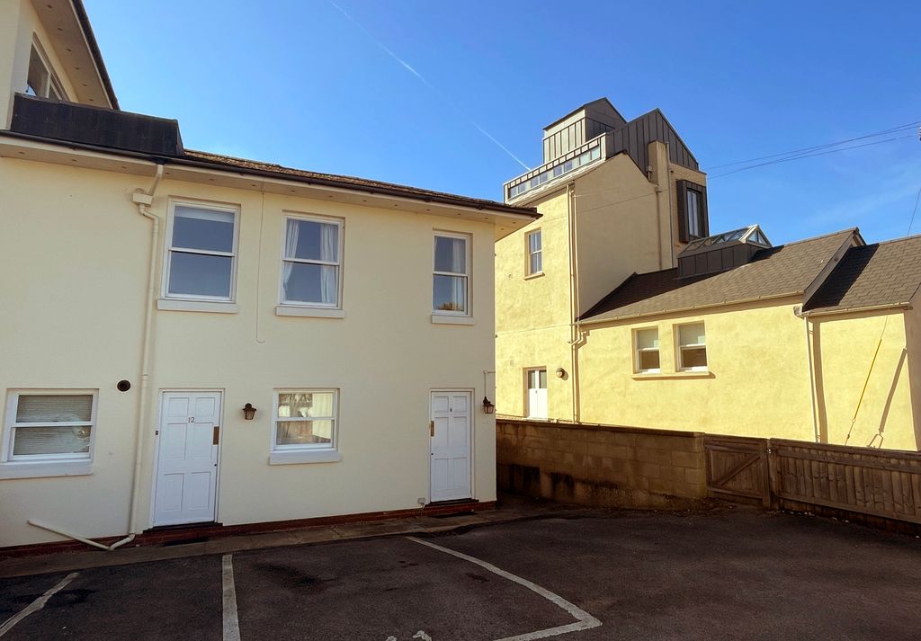 Property photo 1 of 10 Image003