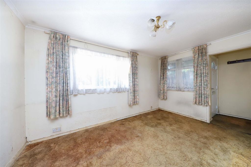 Property photo 3 of 8 Living Room