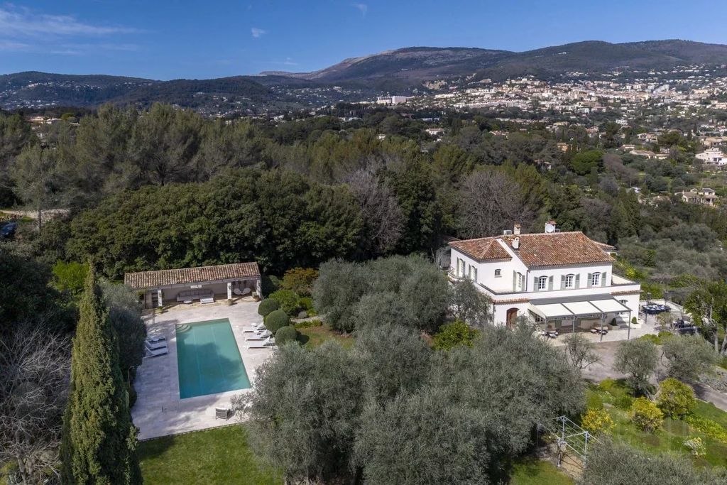 Property photo 1 of 36