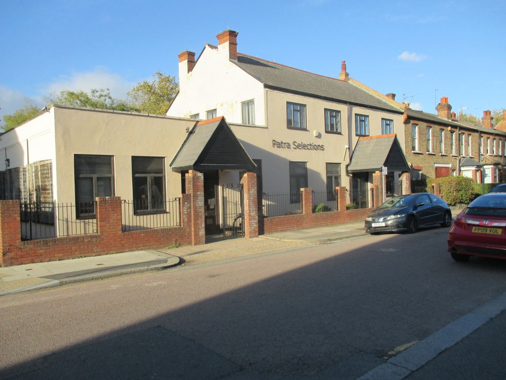 Property photo 2 of 4