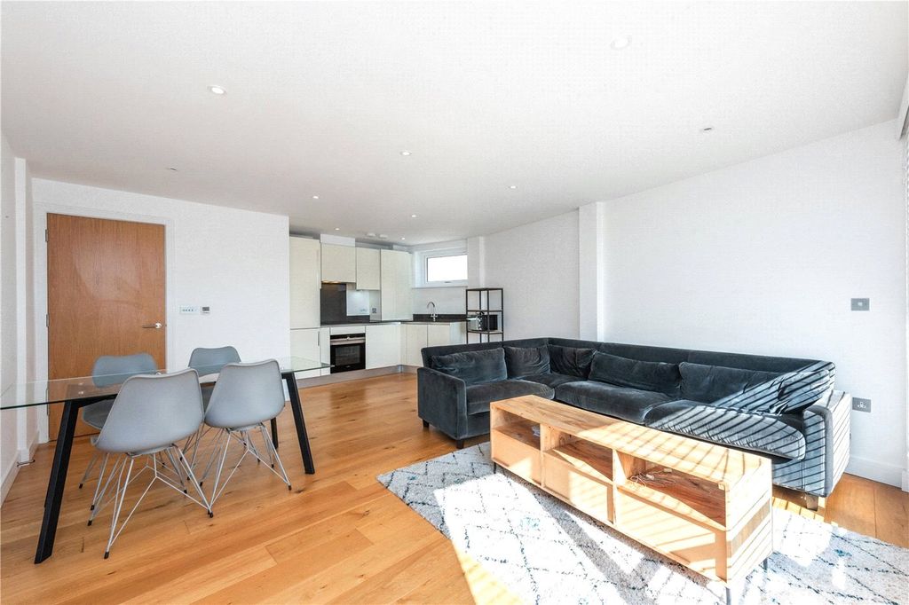 Property photo 2 of 13 Picture No. 05