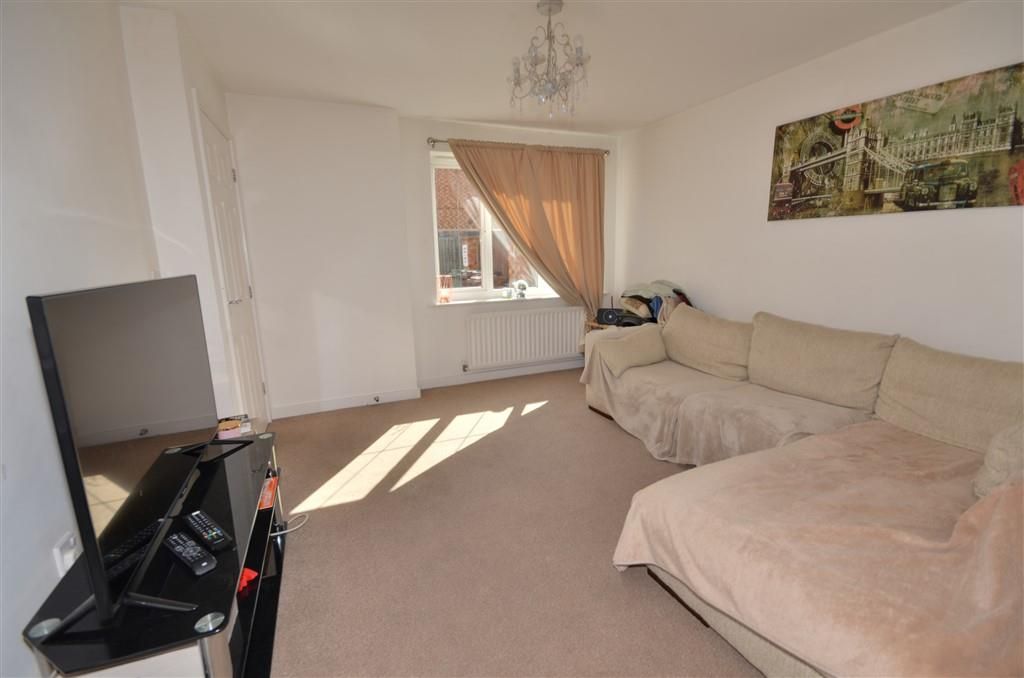Property photo 2 of 10 Living Room