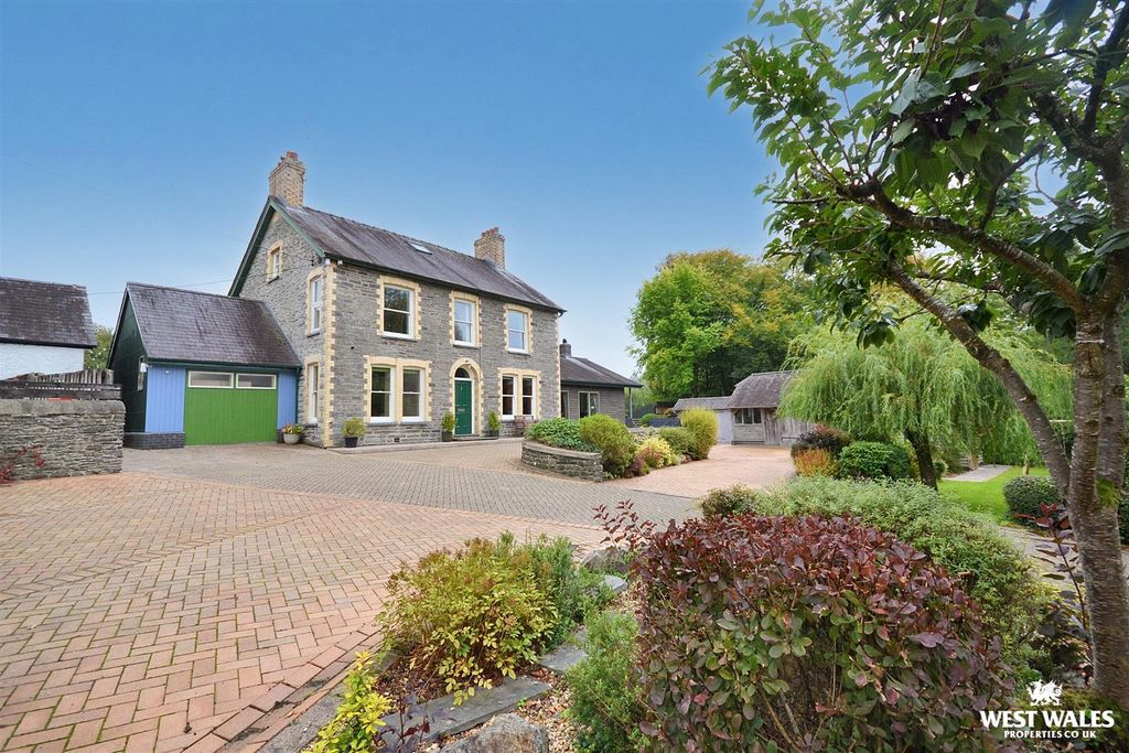 Property photo 1 of 45 Front Of Property