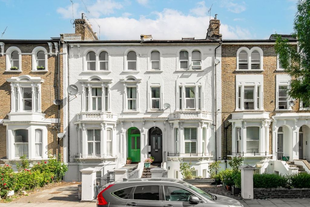 Property photo 1 of 7