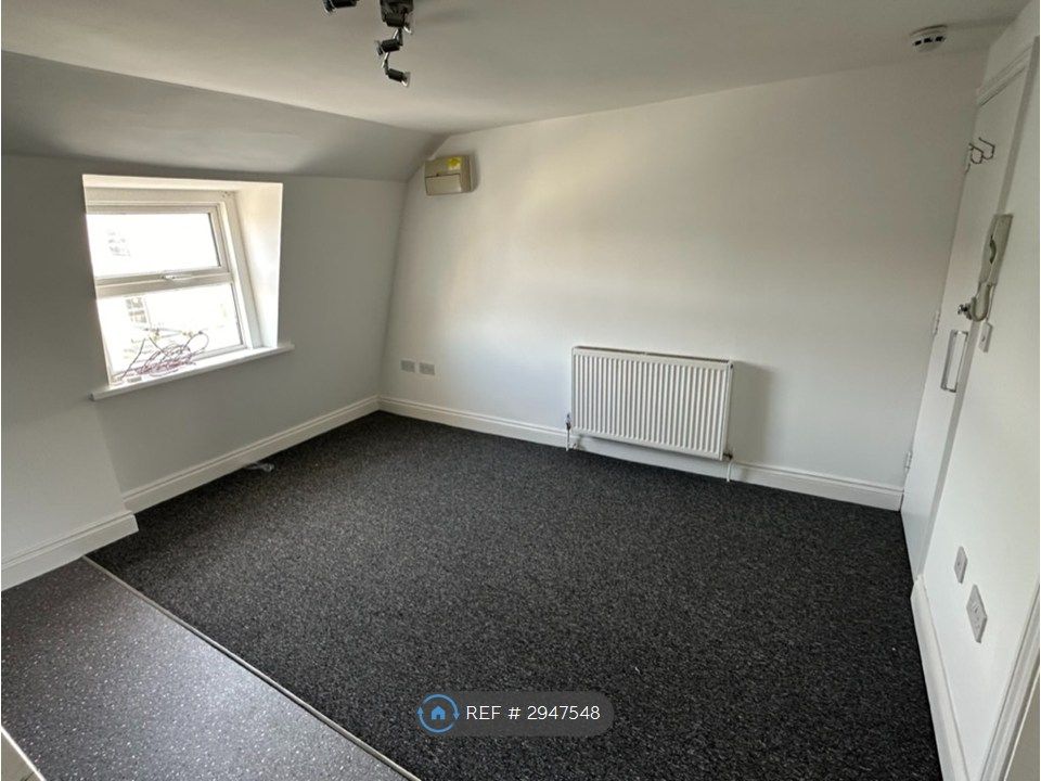 Property photo 2 of 3