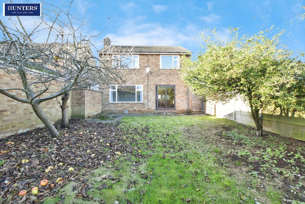 Property photo 2 of 21