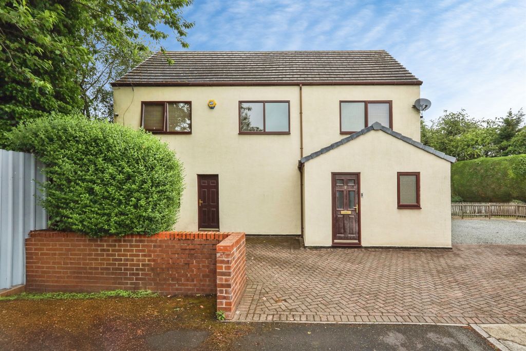 Property photo 3 of 12