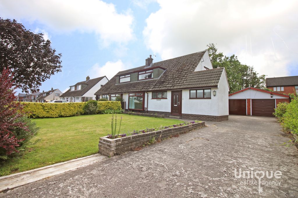 Property photo 1 of 25