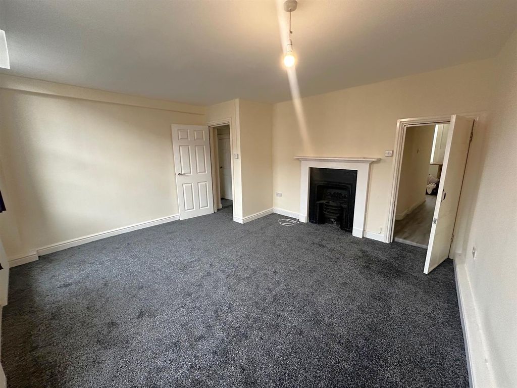 Property photo 3 of 10 333.Jpg