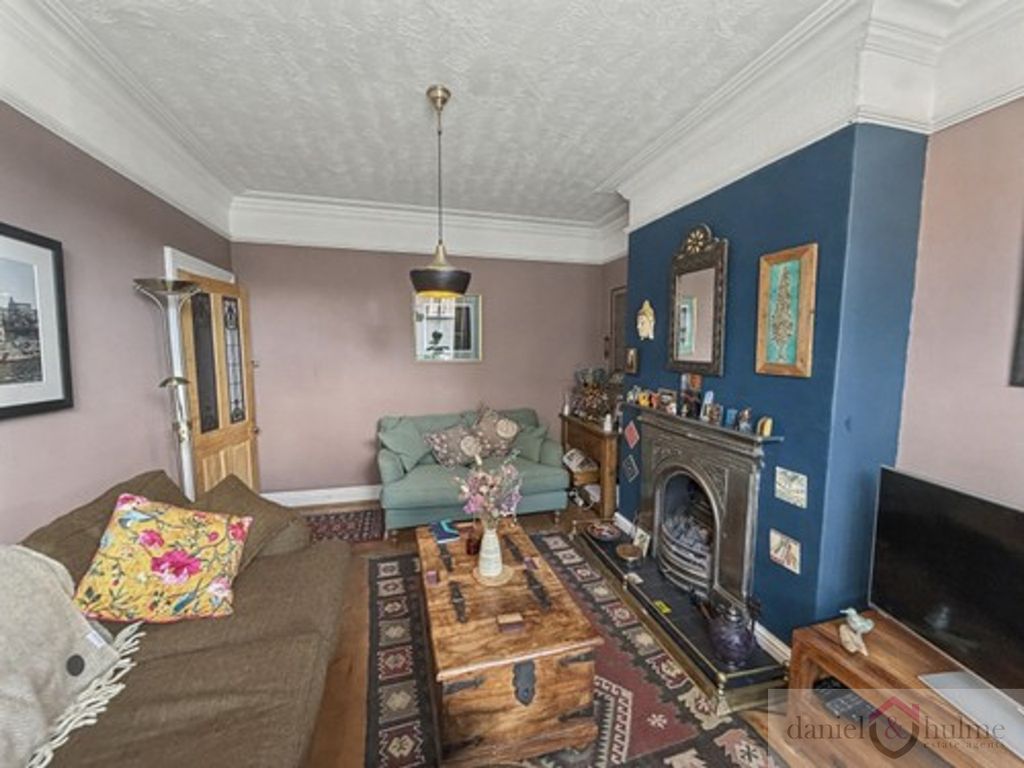Property photo 2 of 24 2294880