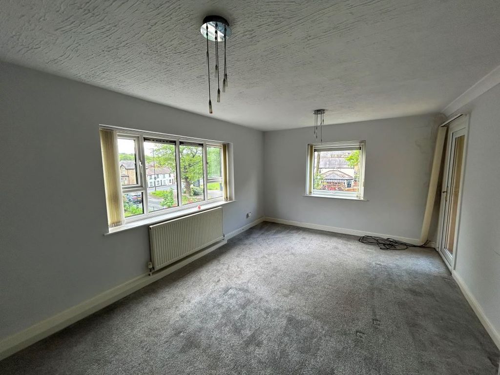 Property photo 3 of 10 Image 3
