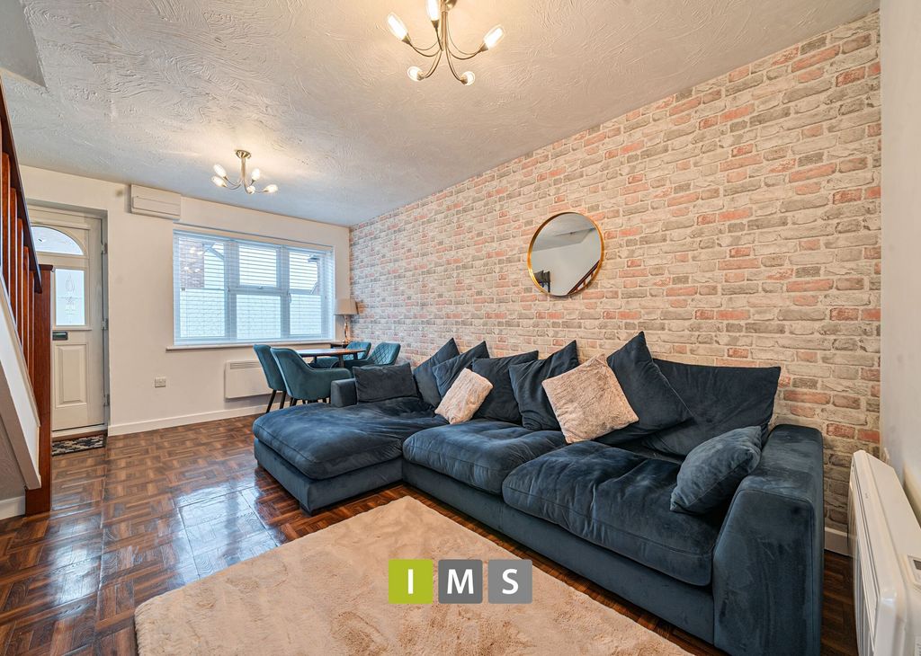 Property photo 1 of 22