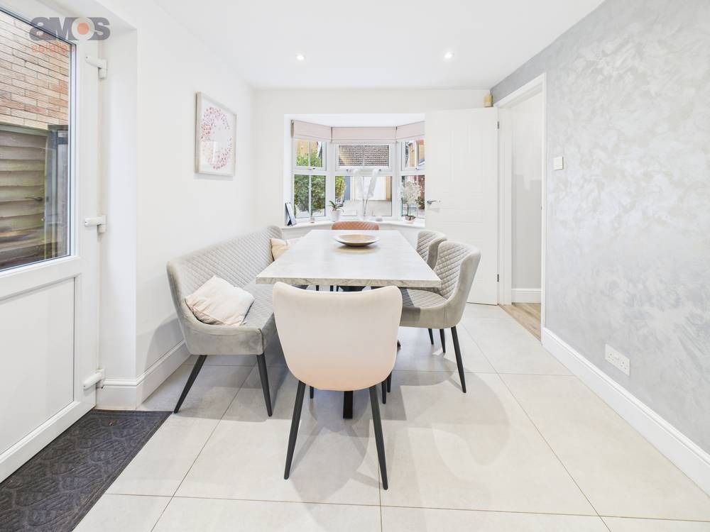 Property photo 3 of 25 4646846