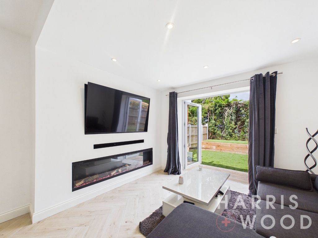 Property photo 2 of 22 5300223