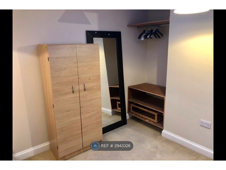 Property photo 2 of 4