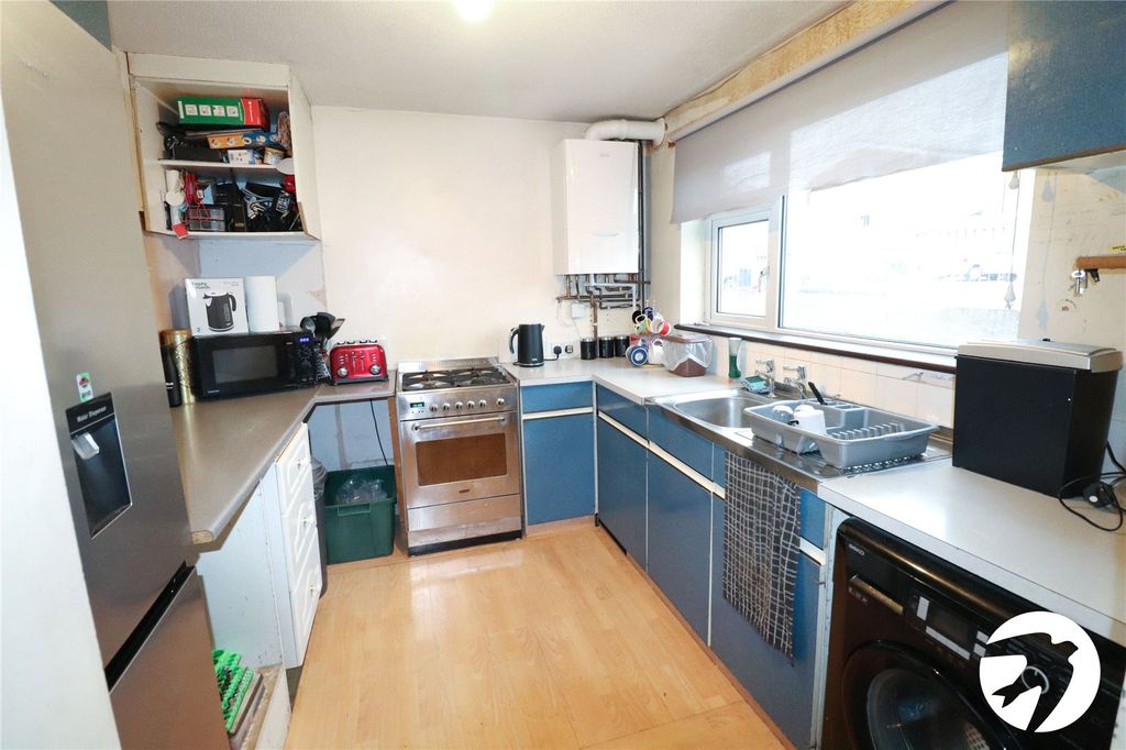 Property photo 3 of 14 Picture No. 11