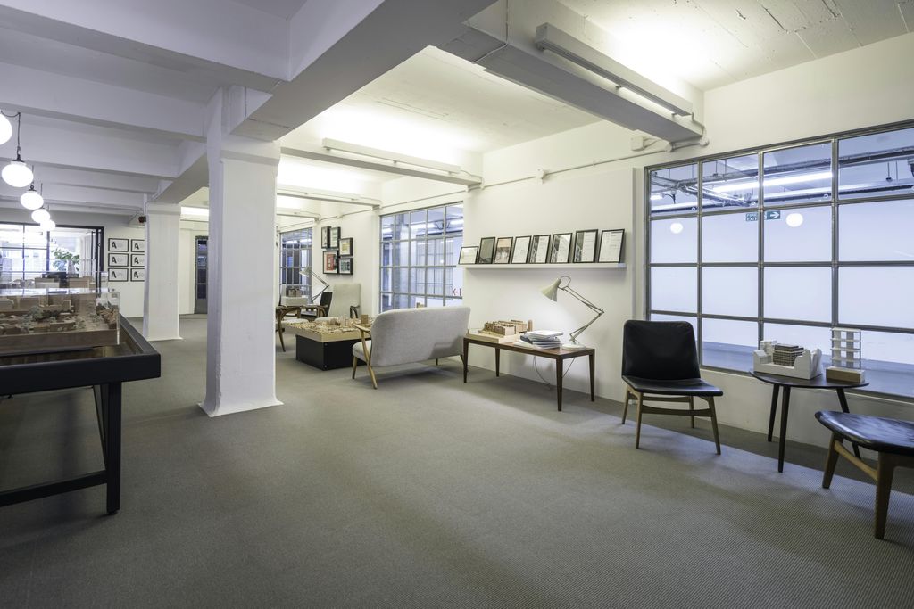 Property photo 3 of 11 MC30616928Hr.Jpg