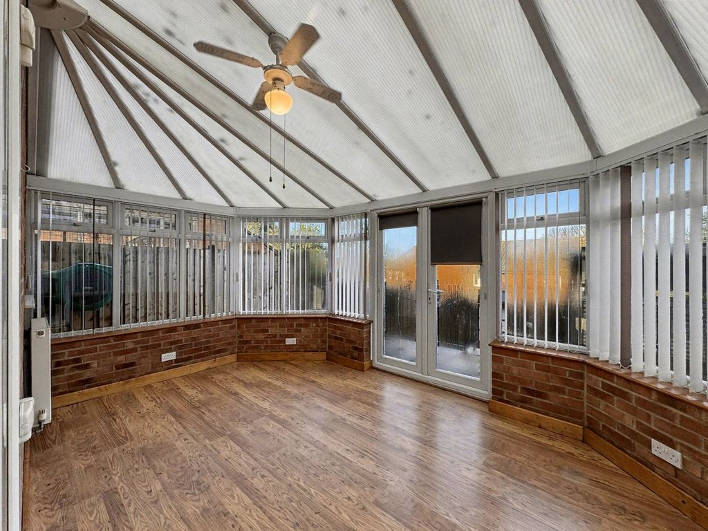 Property photo 3 of 24