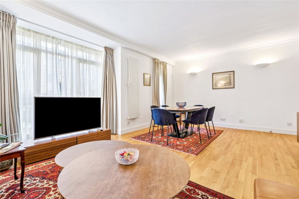 Property photo 3 of 12 Reception Room