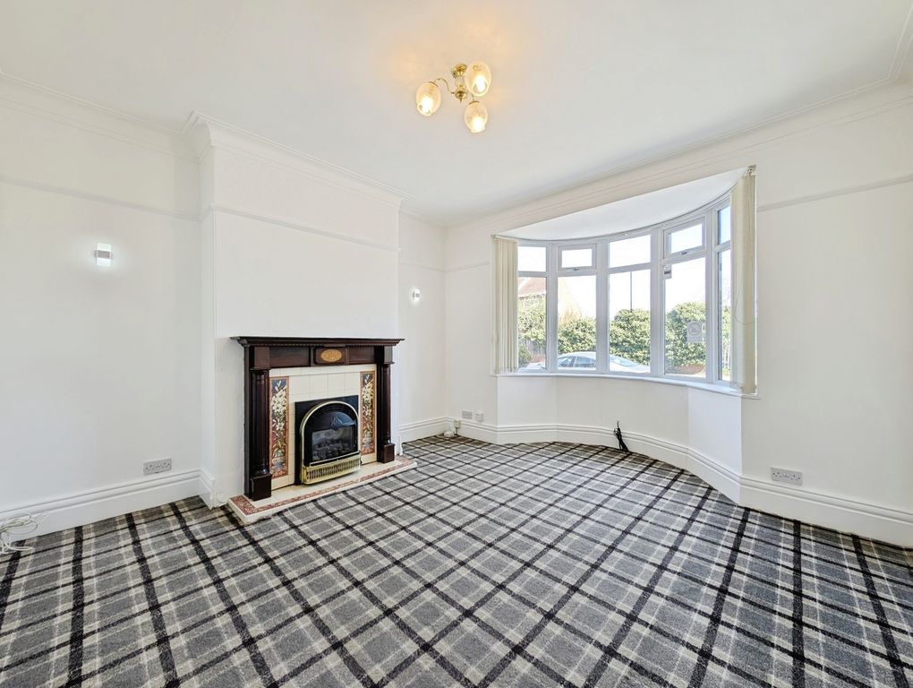 Property photo 3 of 15 Living Room