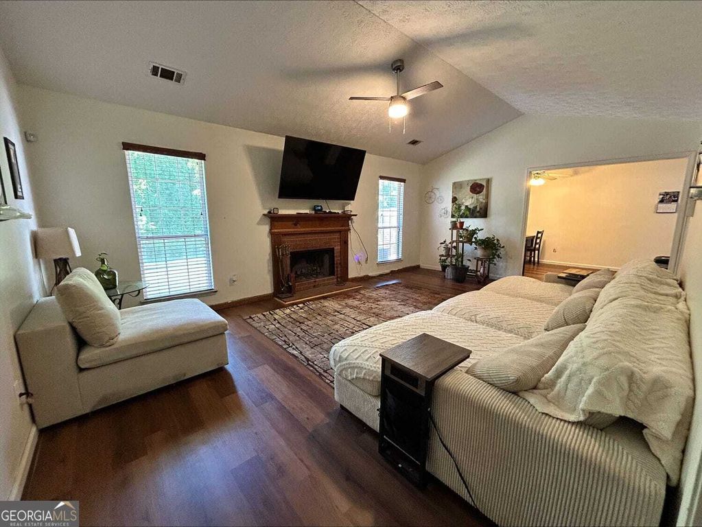 Property photo 3 of 21 <Alttext/>