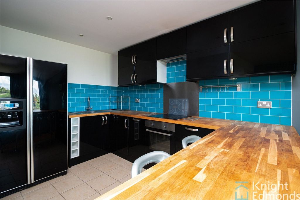 Property photo 3 of 15 Kitchen Diner