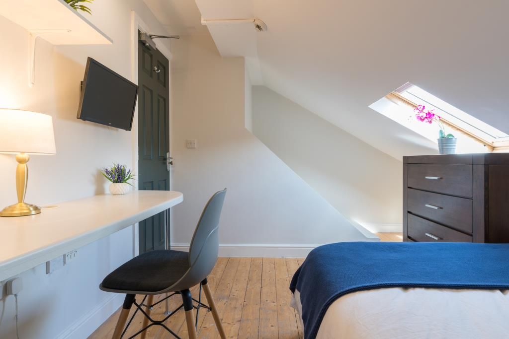 Property photo 3 of 19 Photo 2