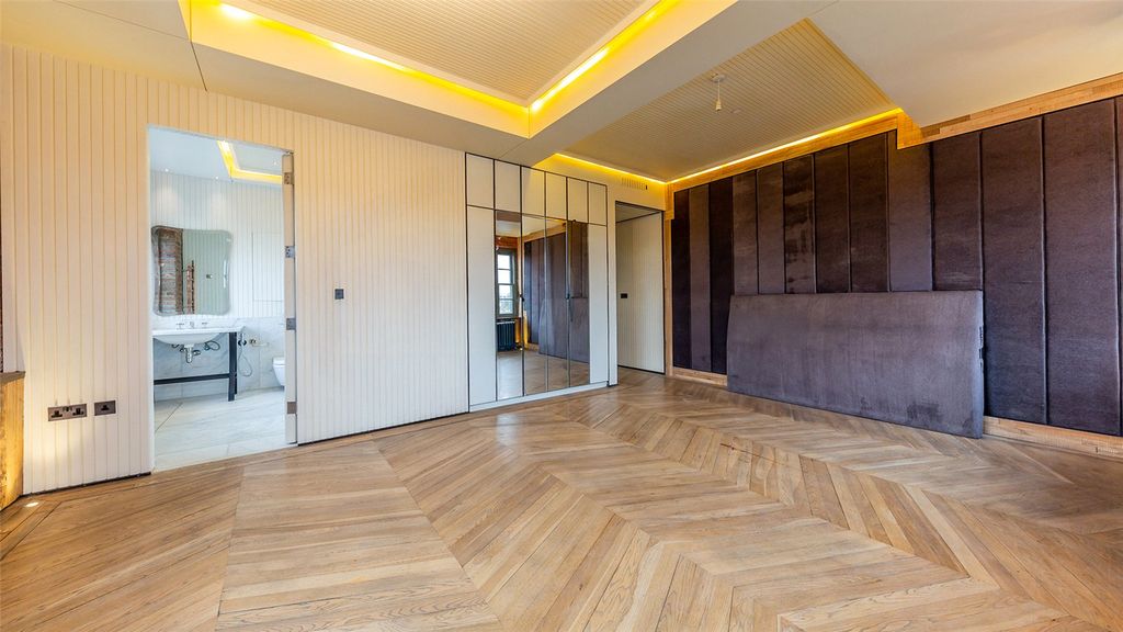 Property photo 1 of 10 Picture No. 06