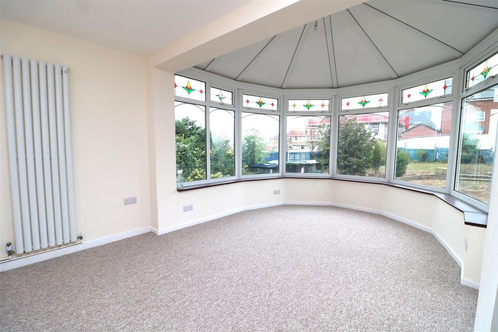 Property photo 3 of 19 Img_2429.Jpg