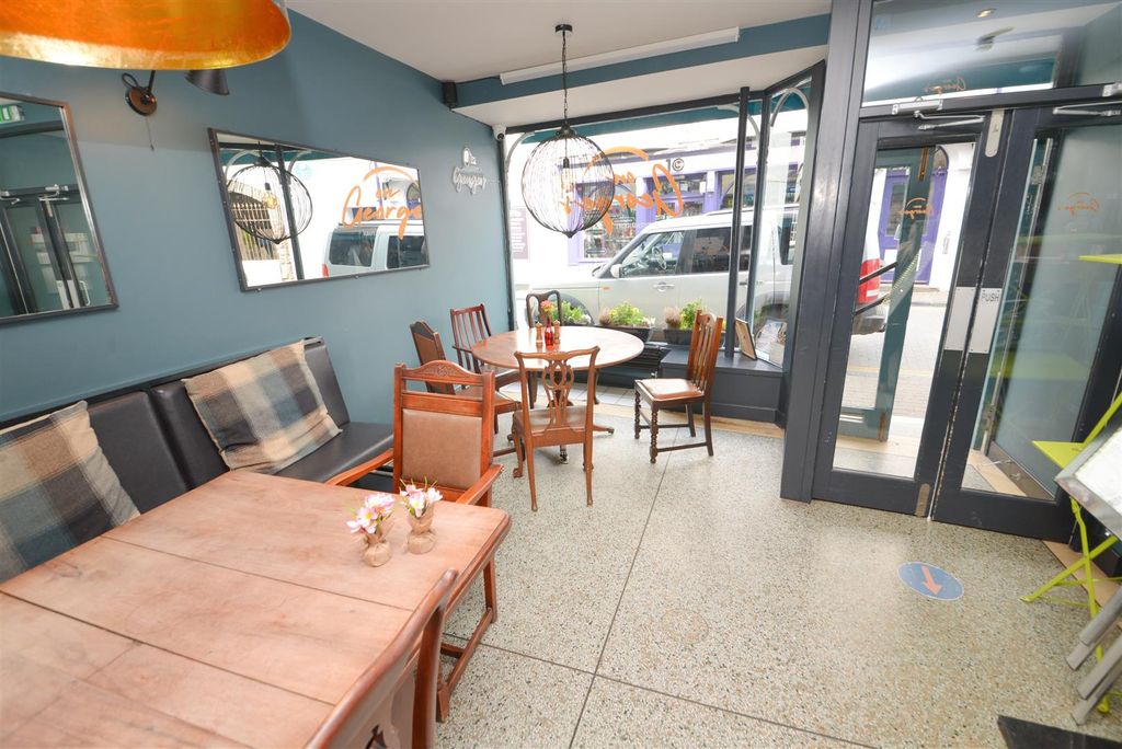 Property photo 3 of 41 Restaurant