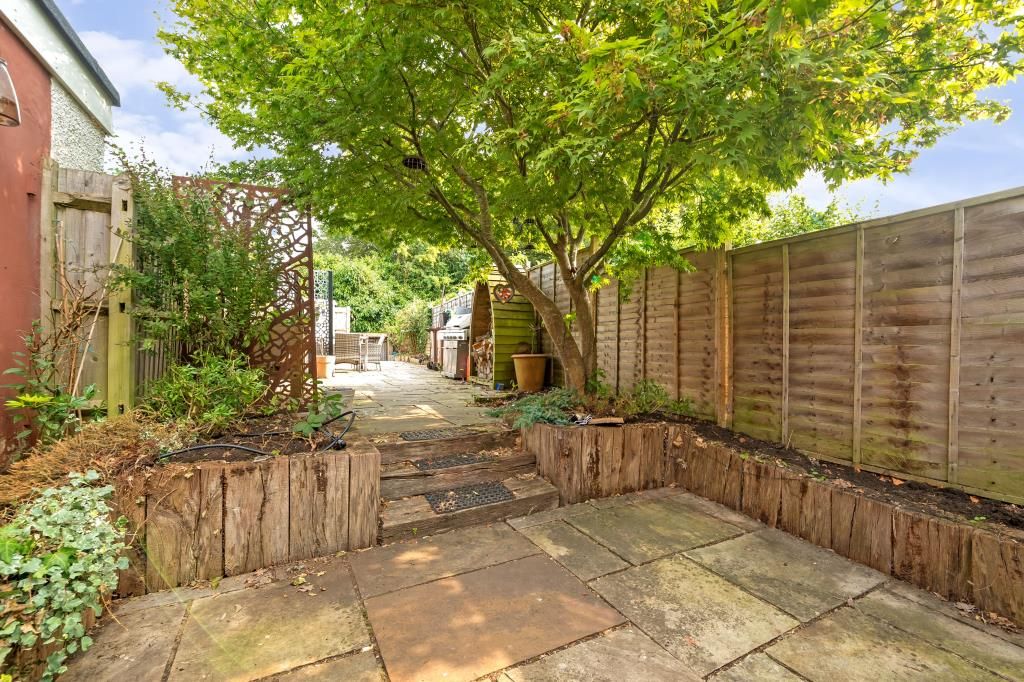 Property photo 2 of 11 Garden