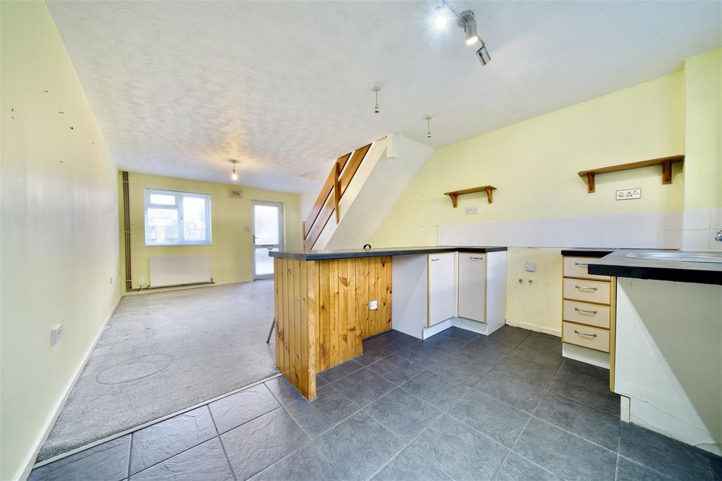 Property photo 2 of 11 Dsc08105.Jpeg