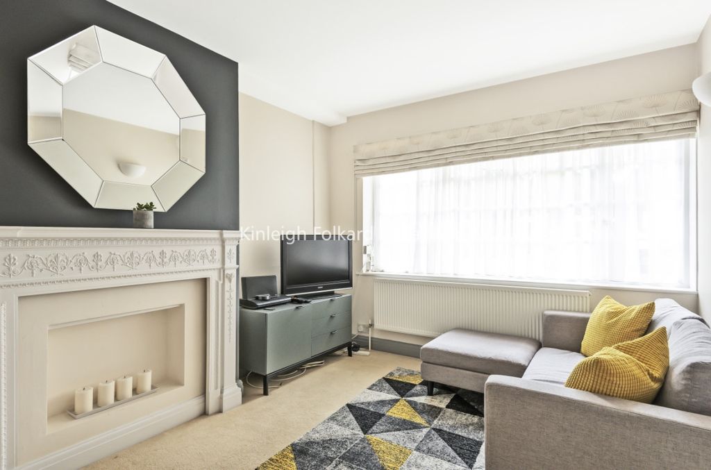 Property photo 1 of 6 Df382F1c-F3A6-4996-B