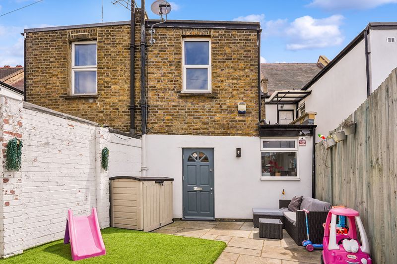 Property photo 1 of 14 External