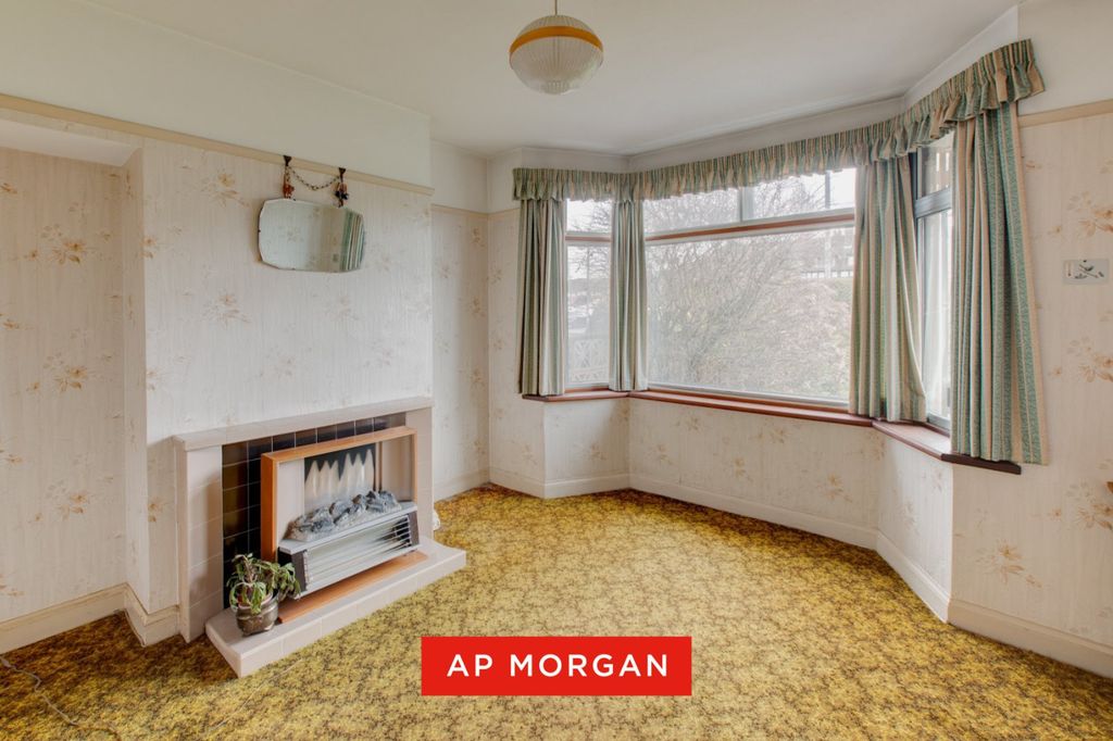 Property photo 2 of 15 Picture No. 31