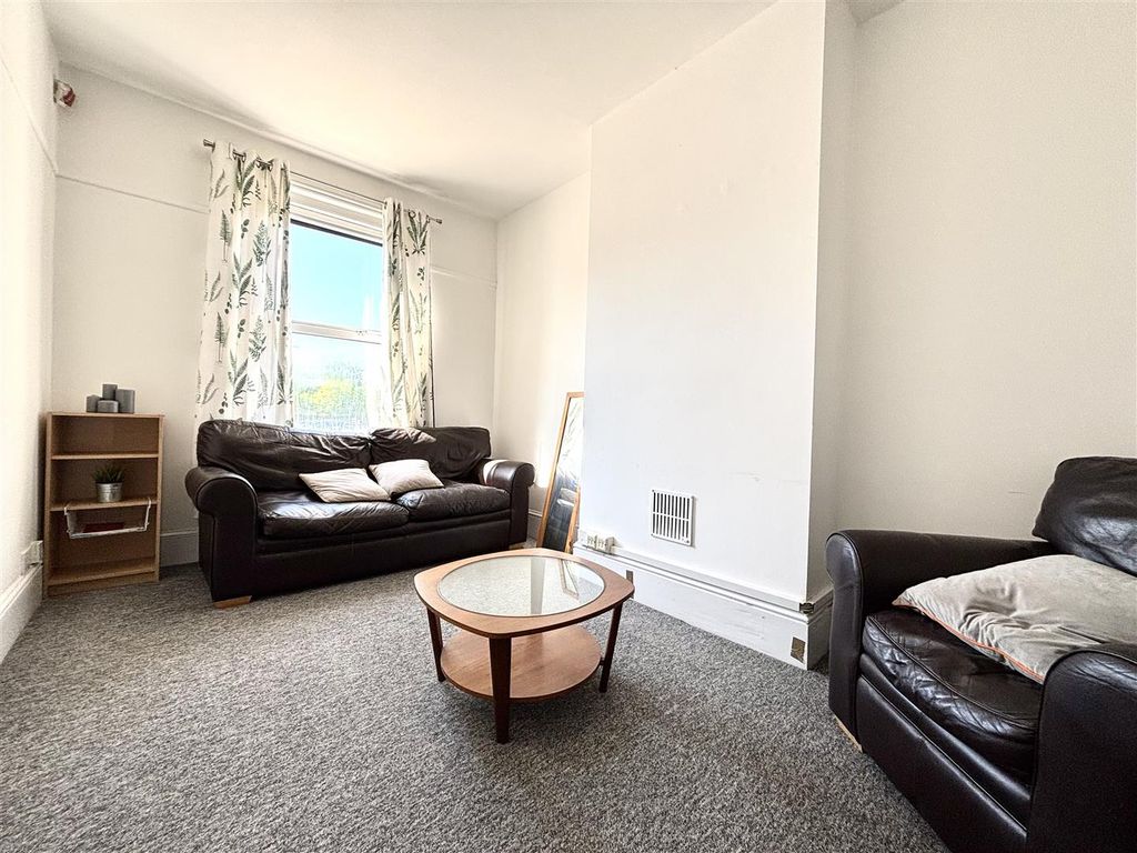 Property photo 2 of 6 Img_5916.Jpg