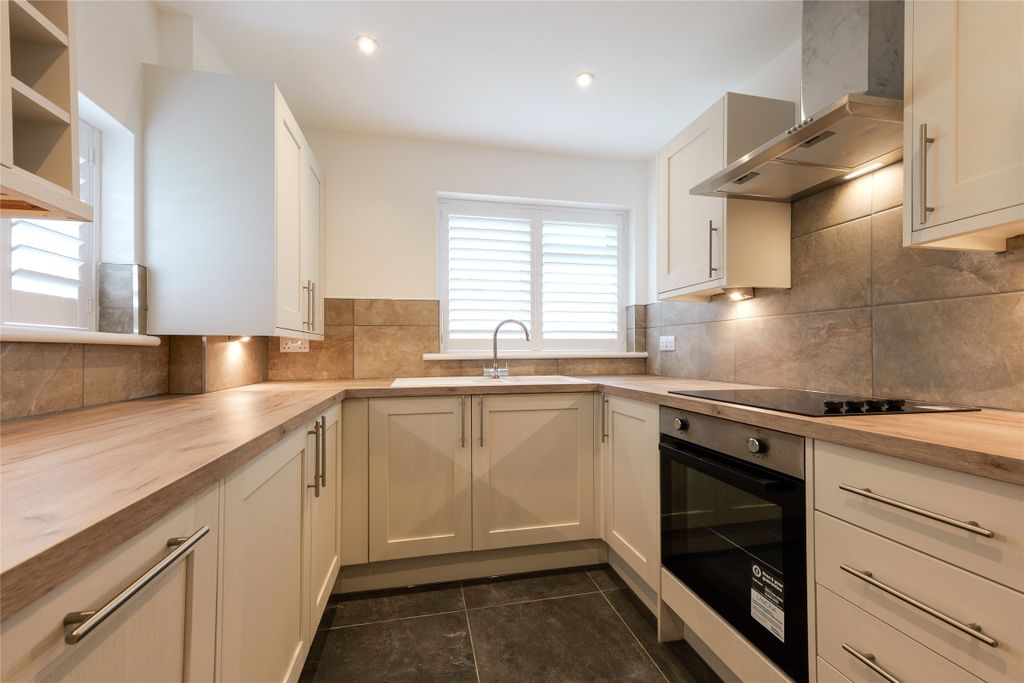 Property photo 2 of 11 Picture No. 03