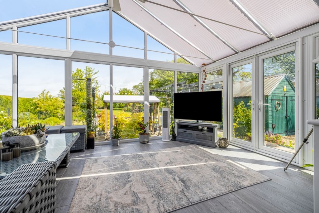Property photo 2 of 26 Ashburton (Boston)-31