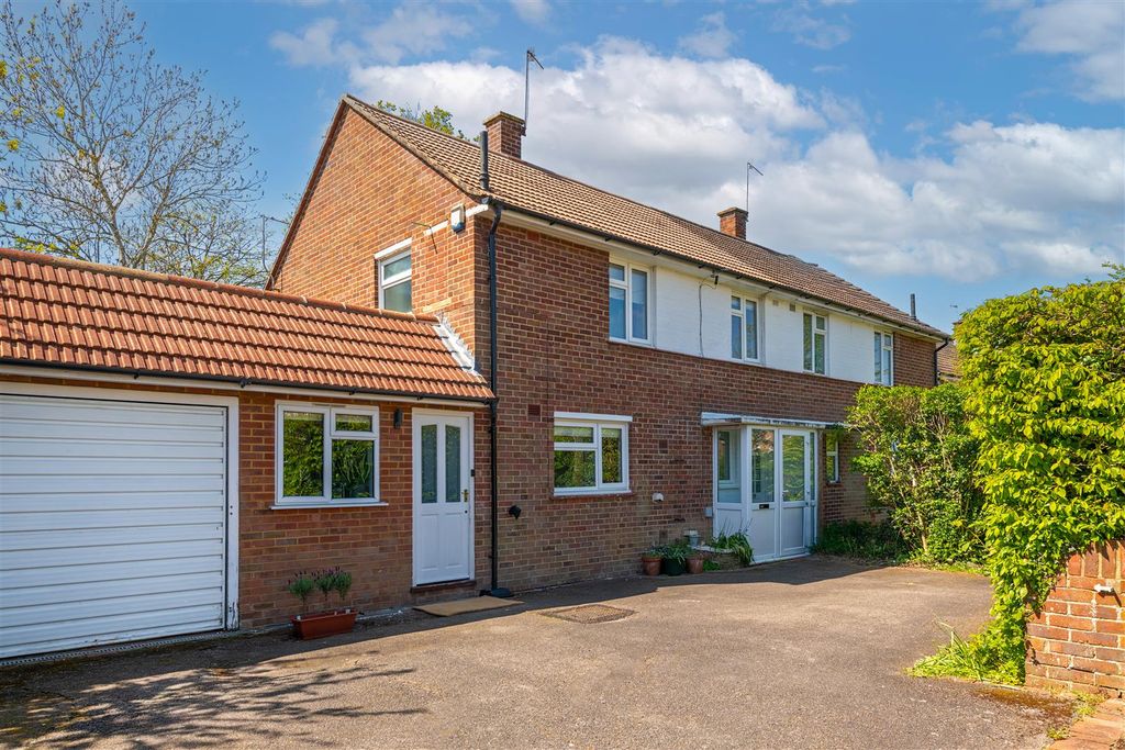 Property photo 1 of 26