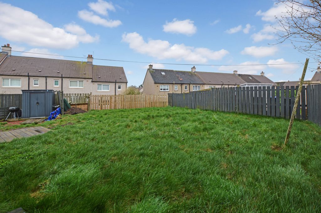 Property photo 2 of 17 Rear Garden