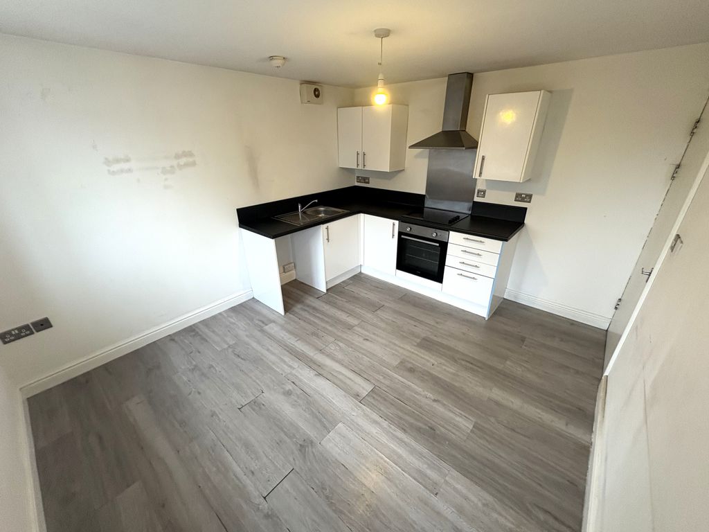 Property photo 3 of 5 Lounge Kitchen